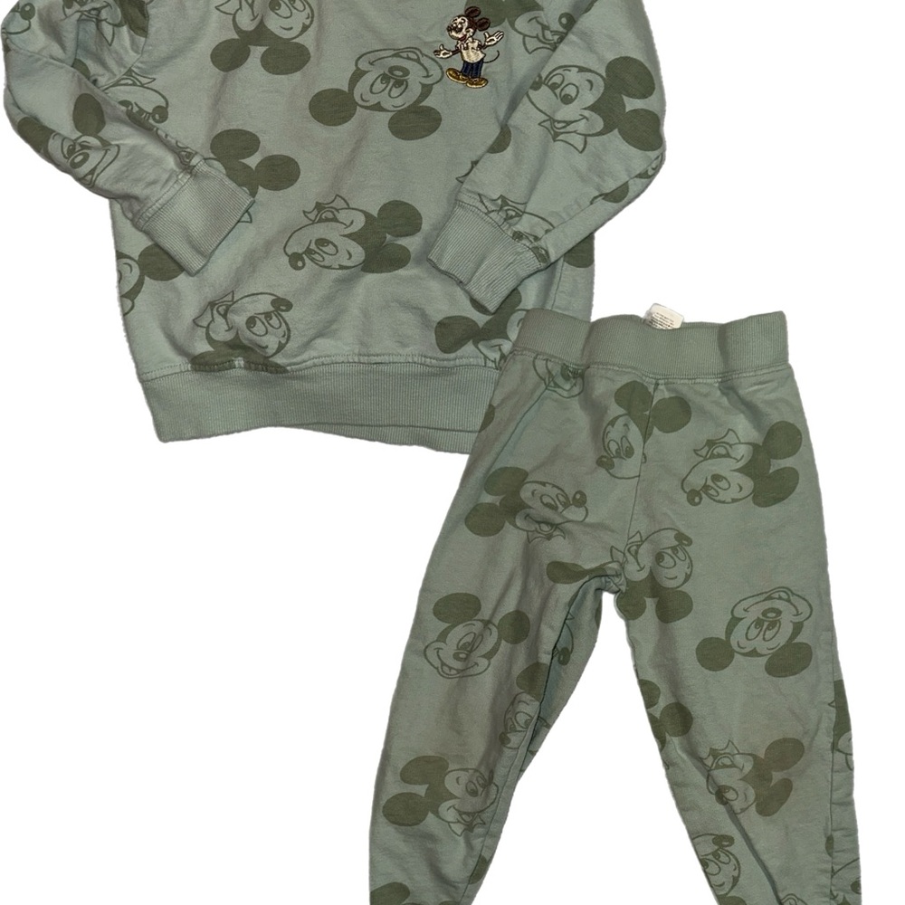Disney Toddler Boys 2-Piece Embroidered Mickey Mouse Sweater Jogger Set Green 4T